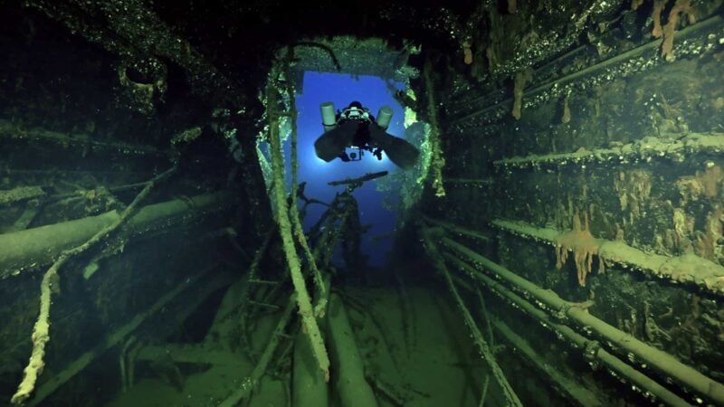 Pela primeira vez, destroços de navio irmão do Titanic são encontrados no fundo do mar