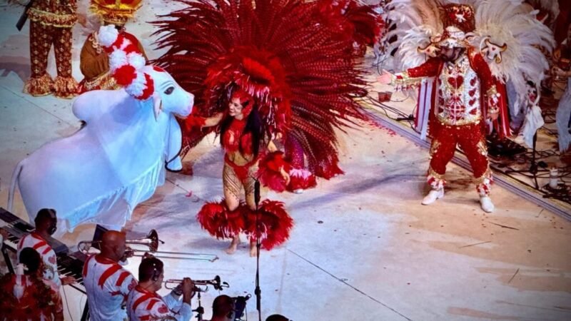 Garantido encerra o Festival de Parintins exaltando a Terra Encantada da Amazônia