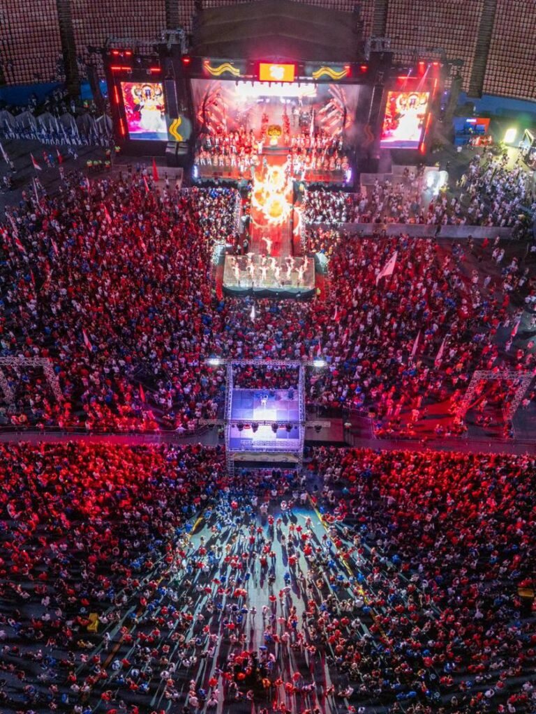 Arena Planeta Boi atrai público de todo o Brasil como principal prévia do Festival de Parintins