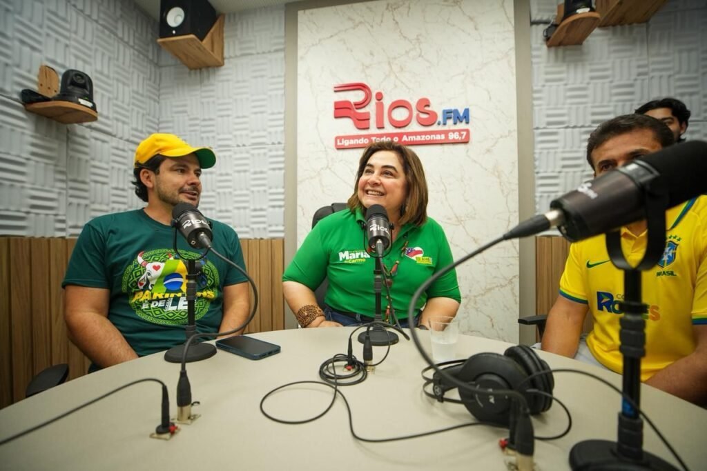 Força da Mudança: Professora Maria do Carmo reúne tropa do PL em Parintins