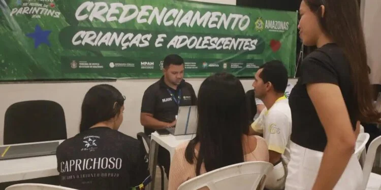 Festival de Parintins: veja as regras para entrada e permanência de crianças e adolescentes no Bumbódromo