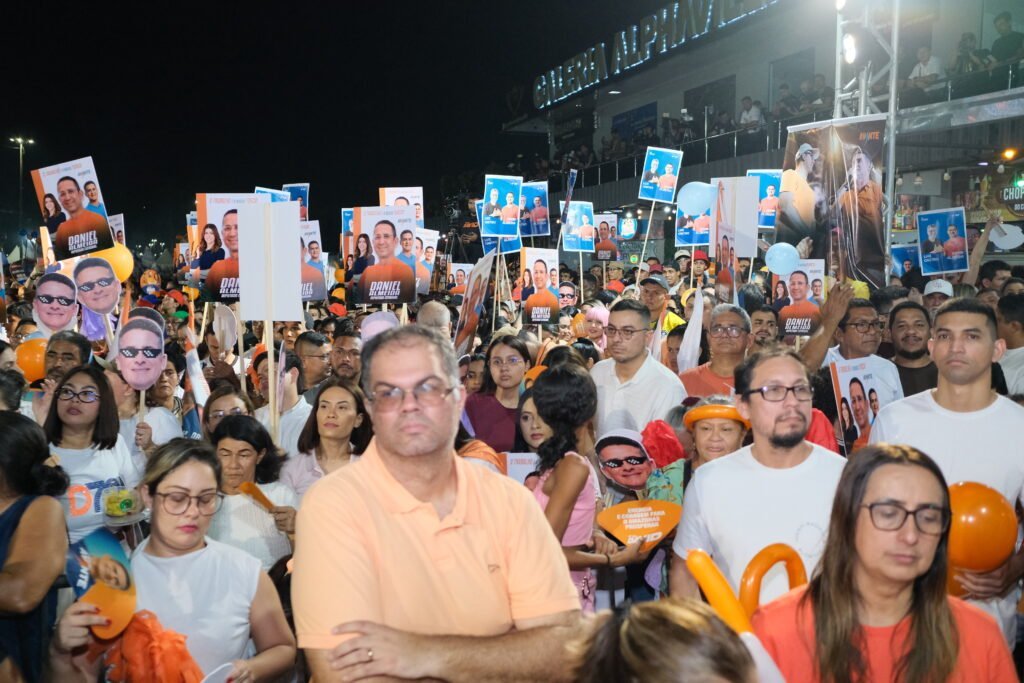 Em convenção do Avante, pré-candidatos pedem votos e citam números de urna; advogado eleitoral avalia
