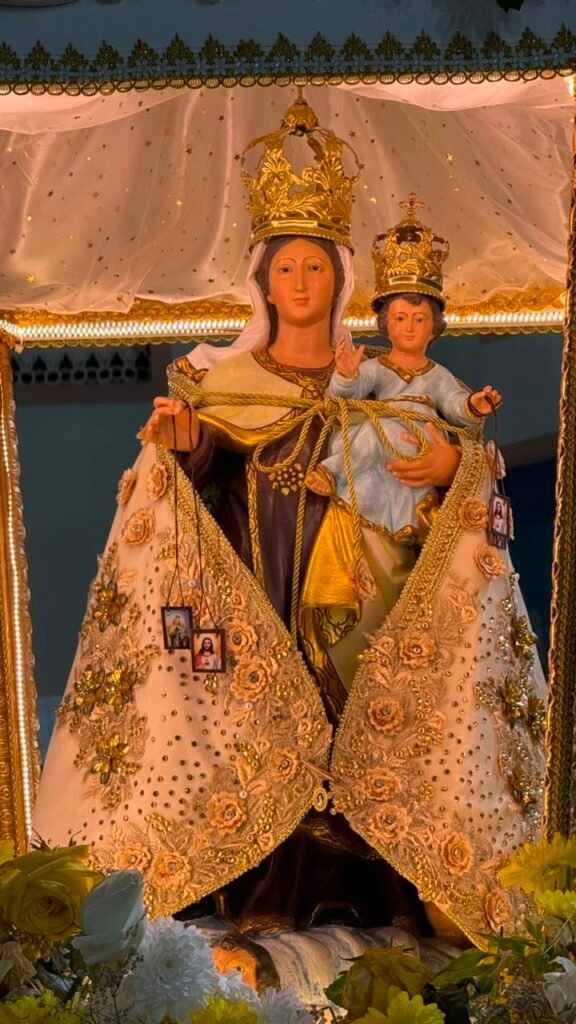 Fé toma conta de Parintins: procissão de Nossa Senhora do Carmo reúne milhares de devotos e encerra festejos