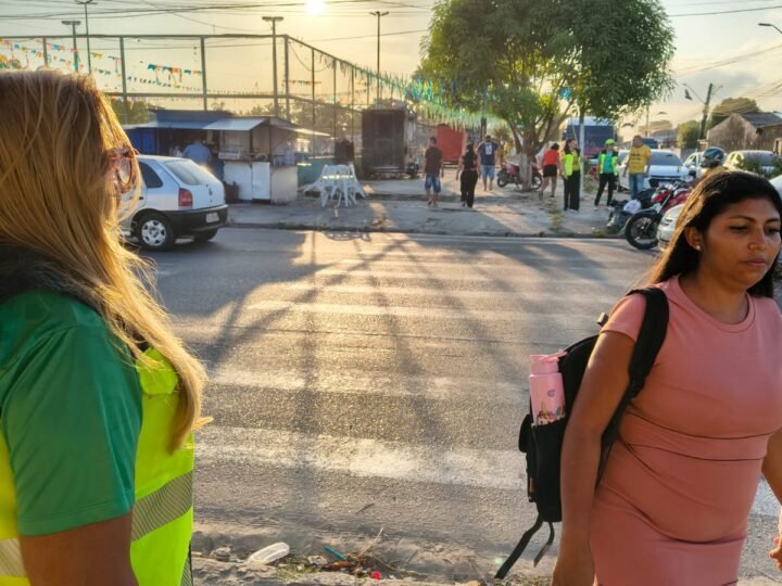 Prefeitura de Manaus realiza pesquisa de tráfego para avaliar implantação de semáforo próximo à escola no Cidade Nova