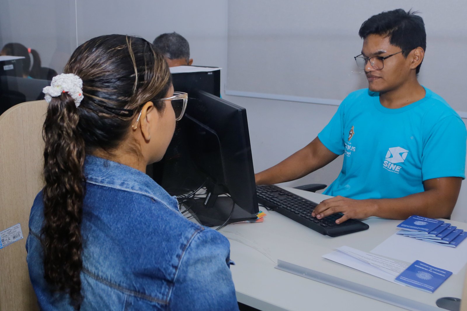 Sine Manaus oferta 580 vagas de emprego nesta segunda-feira, 24/8