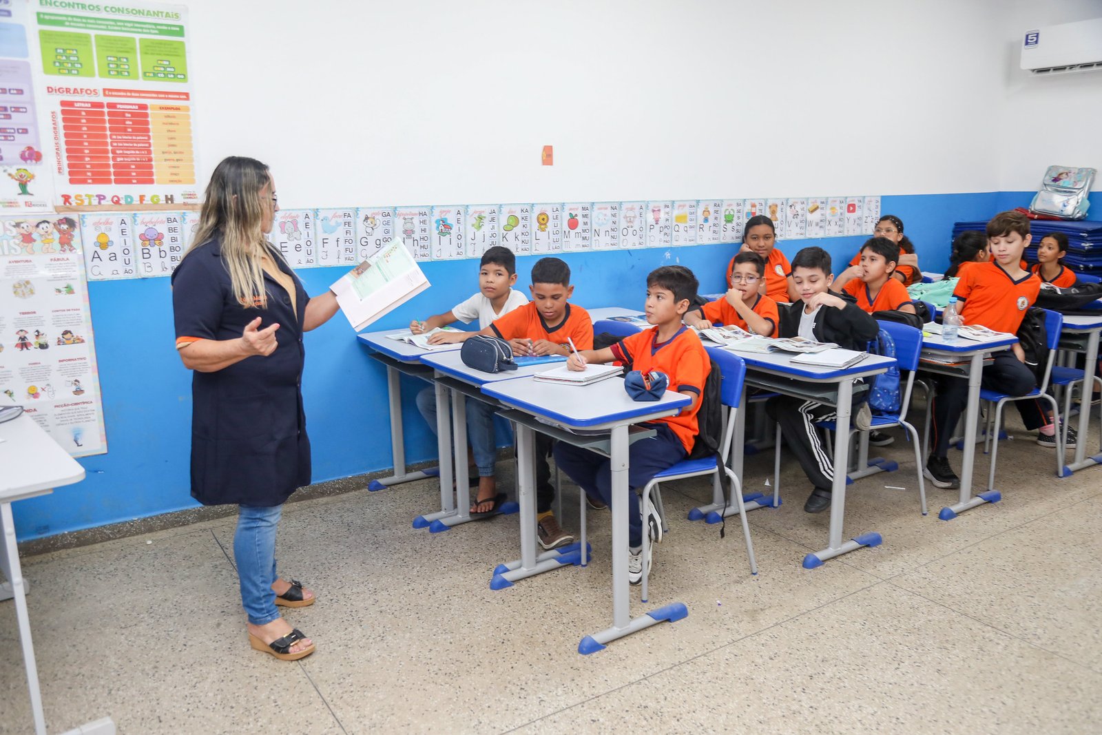Prefeitura de Manaus e UEA firmam parceria para ofertar mestrado a professores e pedagogos da rede municipal de educação