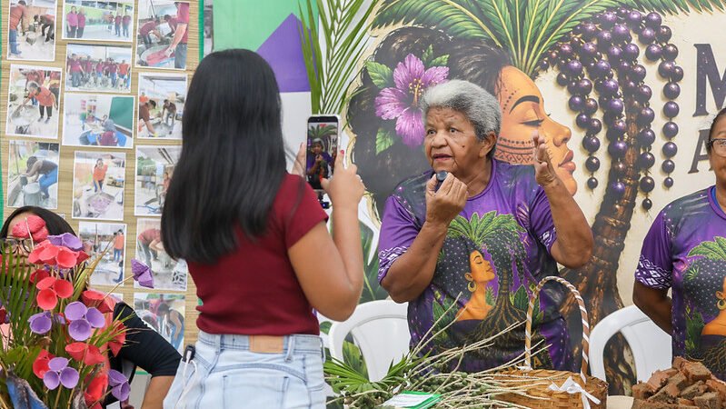 Estudantes adultos e idosos da Prefeitura de Manaus apresentam projetos na etapa Cemeapi da Feira Municipal de Ciências 
