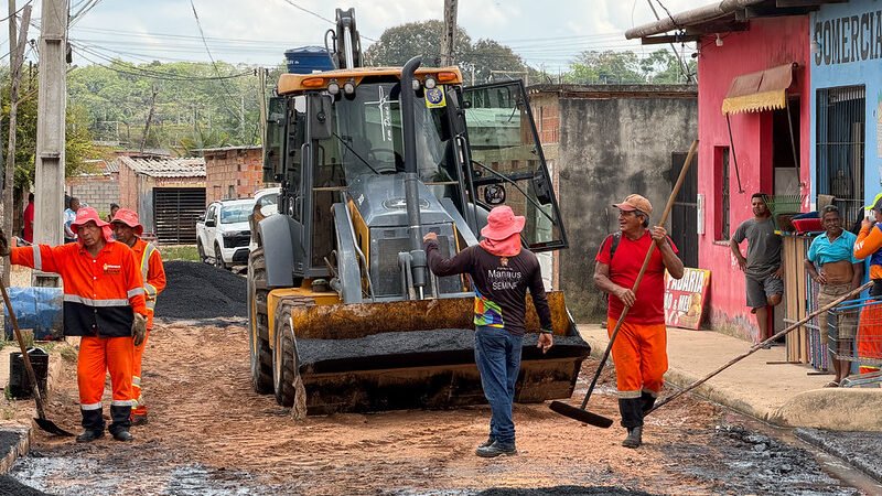 Prefeitura de Manaus leva recuperação asfáltica e mais infraestrutura à comunidade Parque Rio Solimões