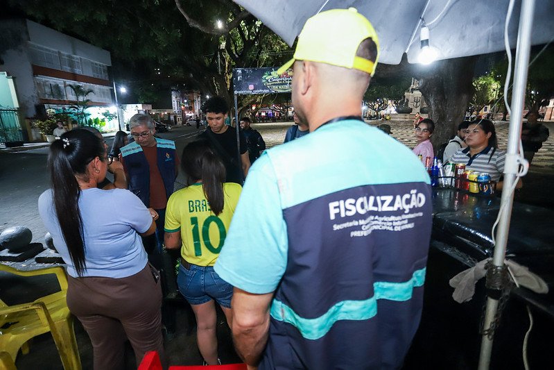 Prefeitura de Manaus realiza ação integrada para reforçar saúde pública e ordenamento no centro histórico