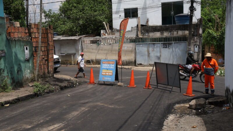 Tarumã ganha nova frente de recuperação viária com ação da Prefeitura de Manaus