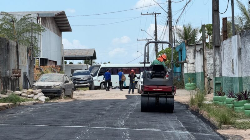 Prefeitura de Manaus recupera pavimento e melhora mobilidade em rua no Santa Etelvina