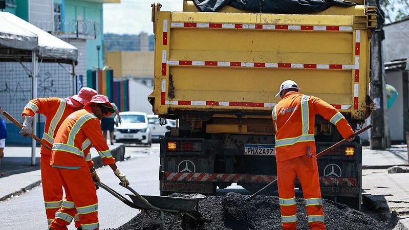 Prefeitura de Manaus realiza 8ª edição do ‘Manaus que a Gente Cuida’ com força-tarefa integrada no Educandos e Colônia Oliveira Machado
