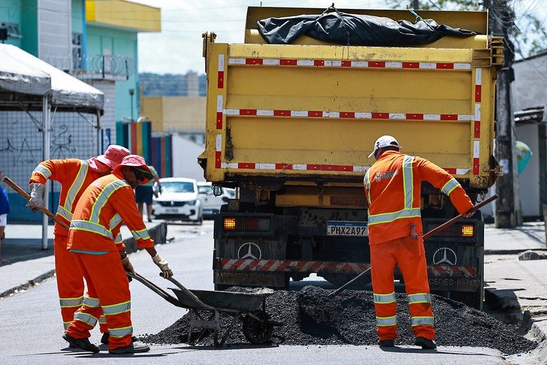 Prefeitura de Manaus realiza 8ª edição do ‘Manaus que a Gente Cuida’ com força-tarefa integrada no Educandos e Colônia Oliveira Machado