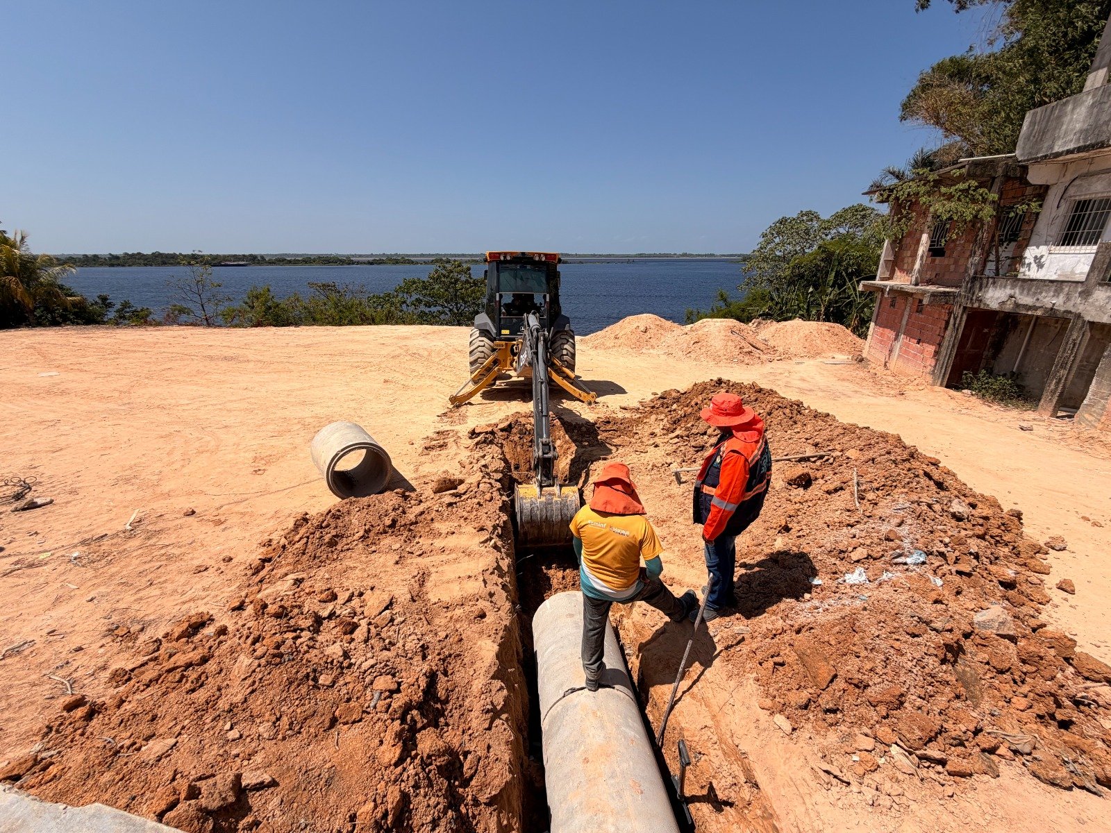 Prefeitura de Manaus implanta nova drenagem para prevenir alagamentos e erosões no Colônia Antônio Aleixo