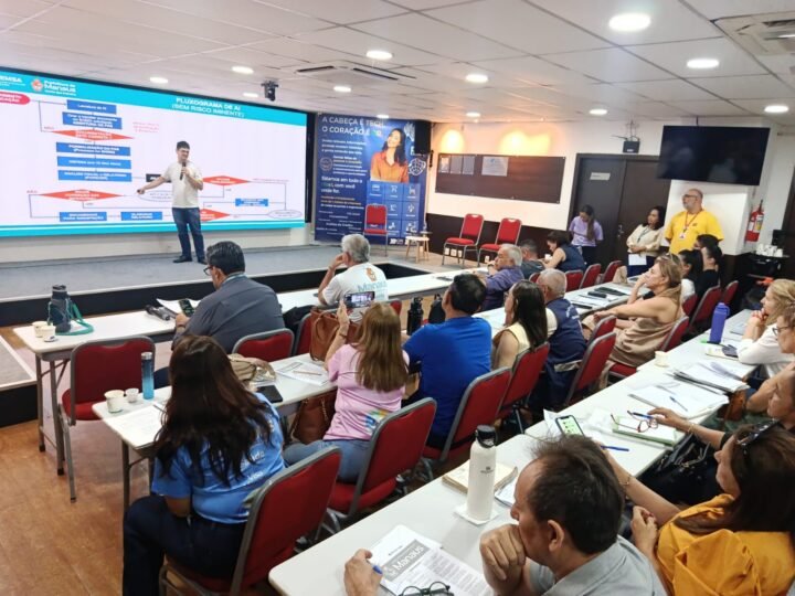 Visa Manaus capacita os servidores sobre as mudanças trazidas pela atualização do Código Sanitário