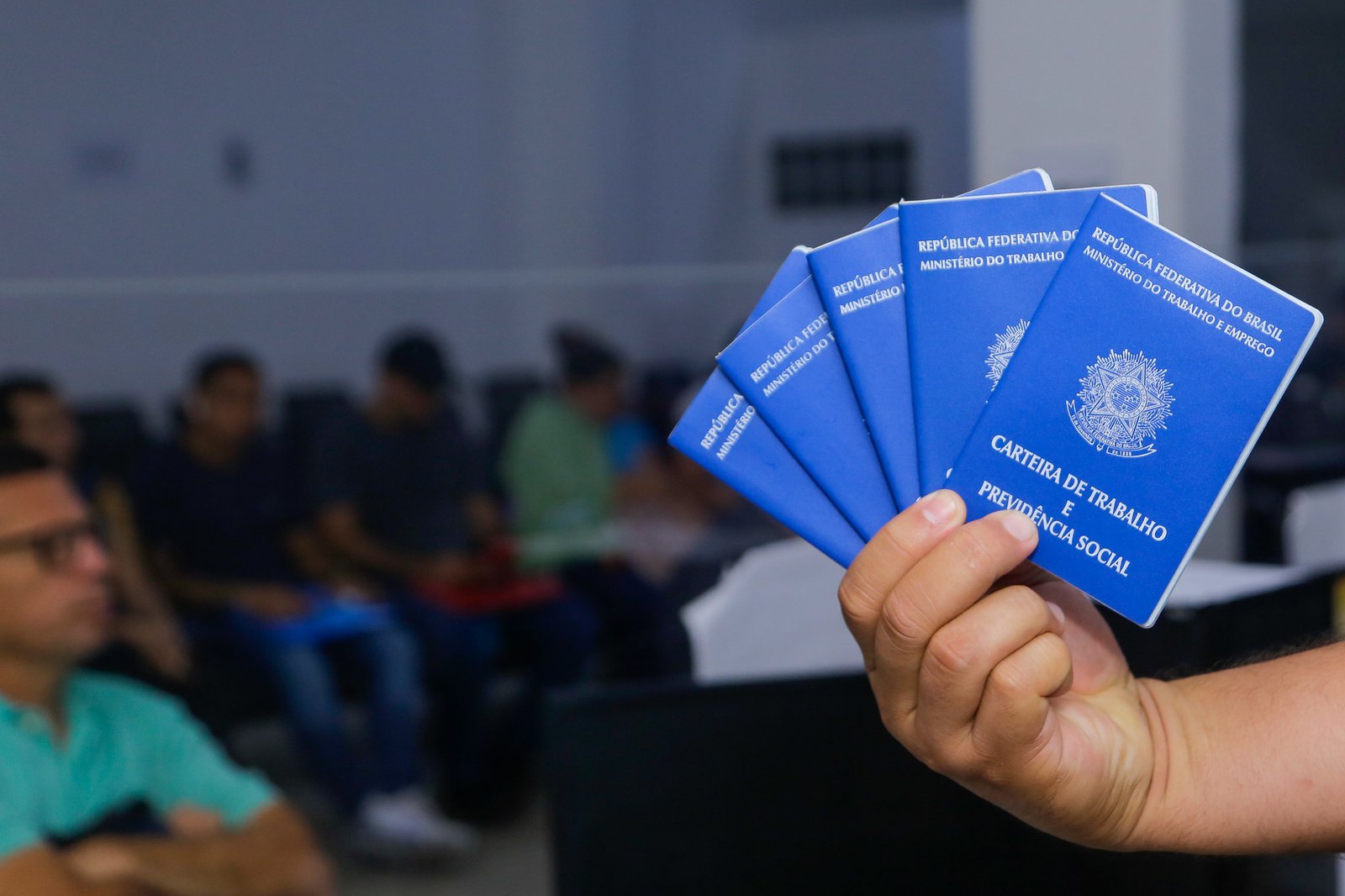 Sine Manaus oferta 845 vagas de emprego nesta quinta–feira, 27/8