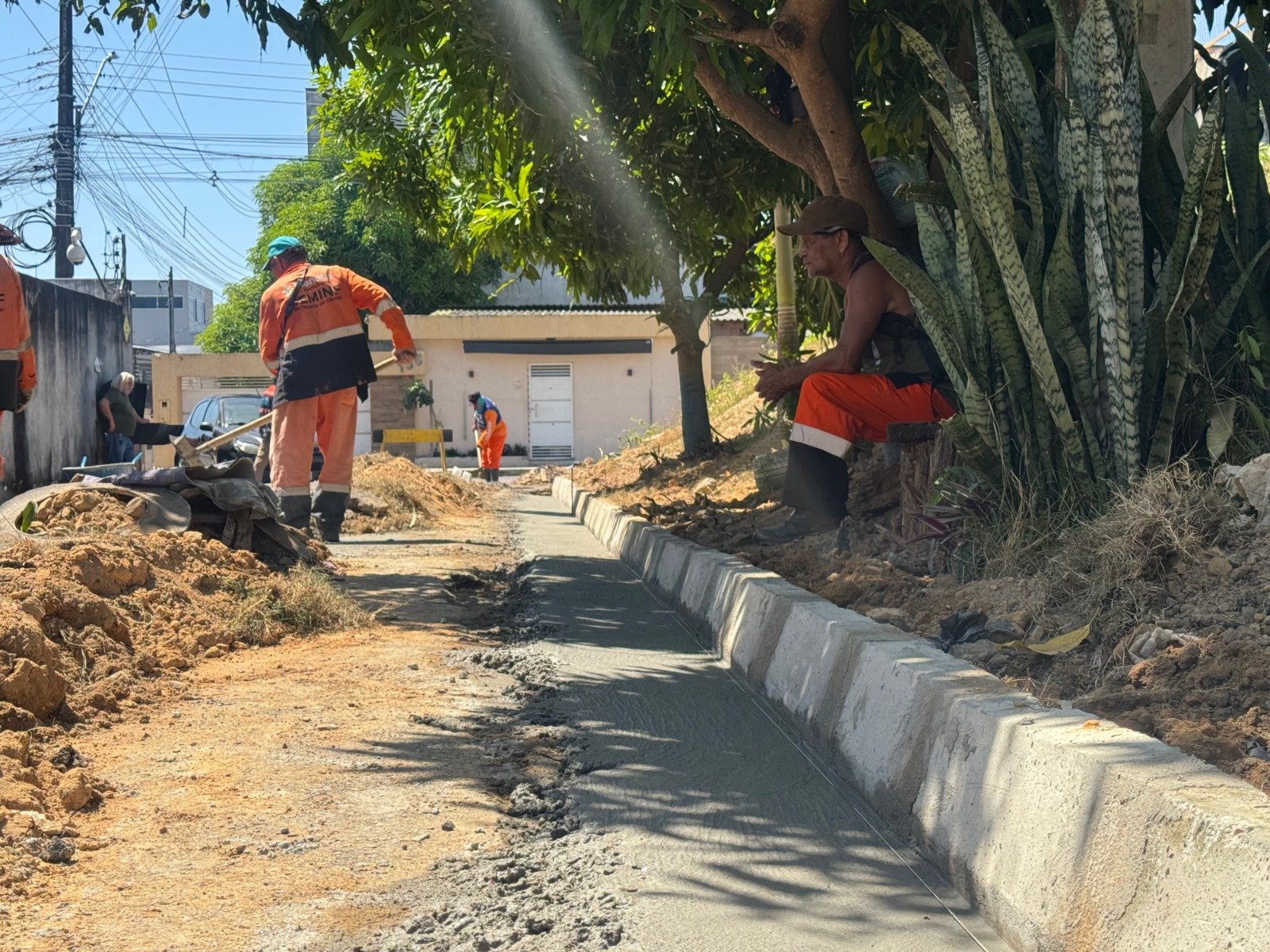 Prefeitura de Manaus recupera 100 metros de drenagem e reforça prevenção contra alagamentos no Novo Aleixo