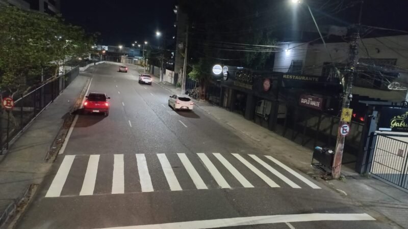 Prefeitura de Manaus amplia revitalização da sinalização viária em diferentes zonas da capital