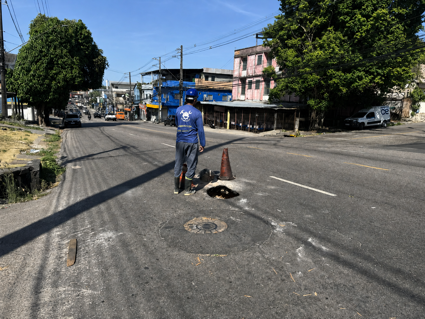 Ageman emite quatro notificações à Águas de Manaus por vazamentos e problemas na recomposição asfáltica