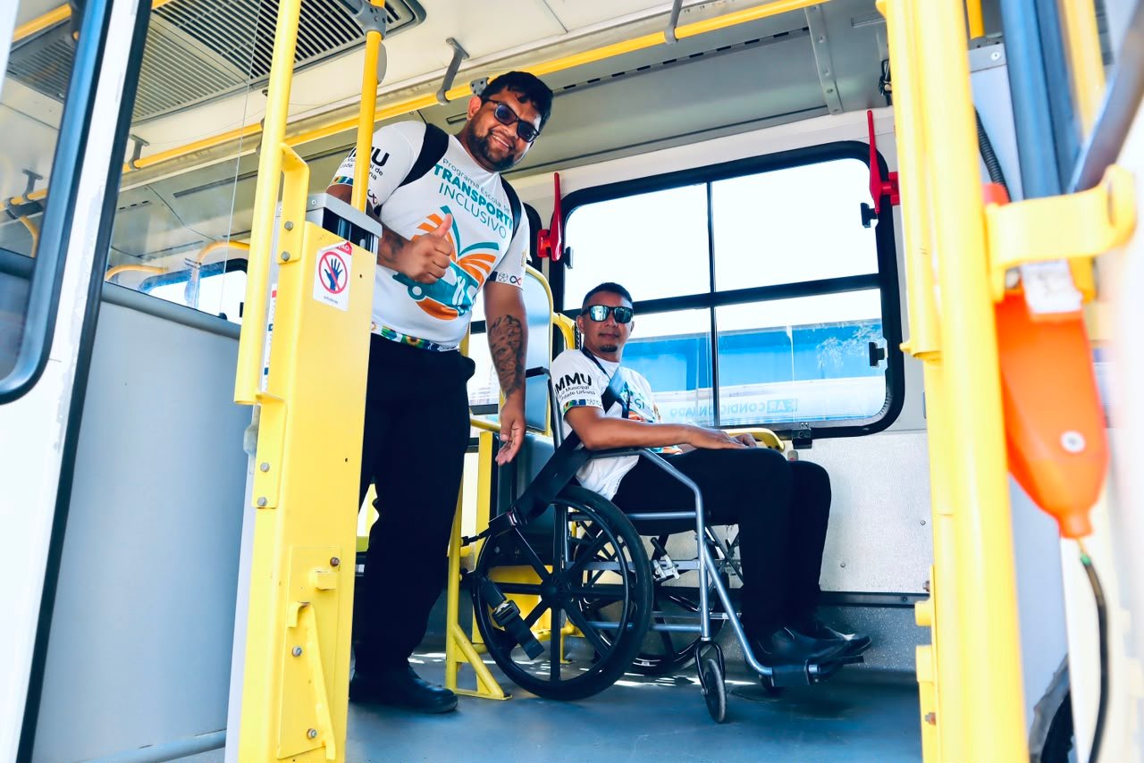 Prefeitura de Manaus promove treinamento e sensibiliza rodoviários sobre a rotina de Pessoas com Deficiência