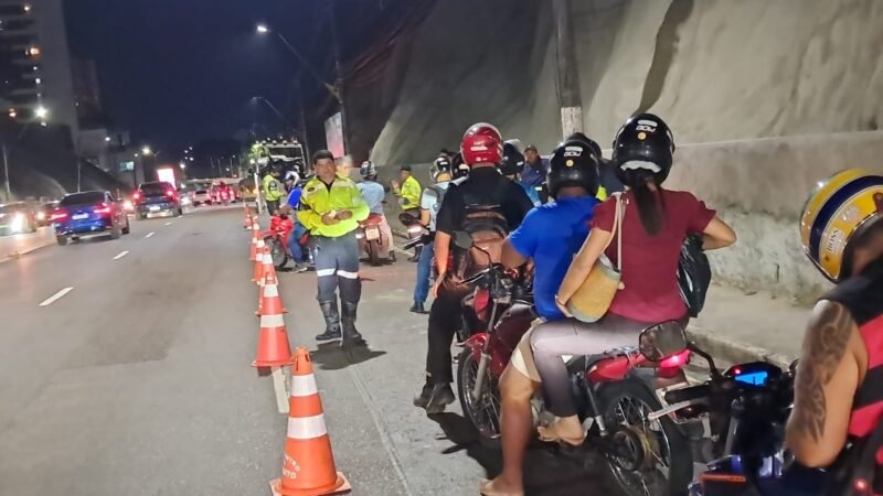 Operação da Prefeitura de Manaus remove das ruas veículos que ofereciam riscos à segurança