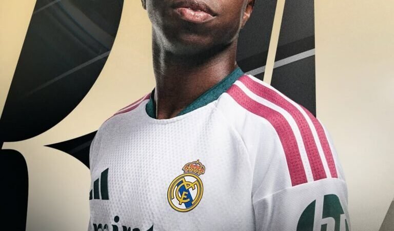 Vinicius Júnior renova contrato com o Real Madrid até 2032