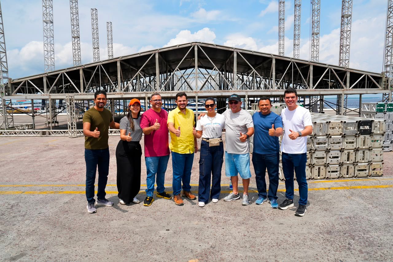 Prefeito Renato Junior vistoria montagem de palco do ‘#SouManaus Passo a Paço 2026’ e programação será apresentada nesta segunda-feira, 24/8