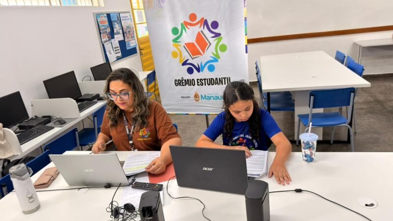 Ciberencontro reúne grêmios estudantis da Prefeitura de Manaus para fortalecer protagonismo dos estudantes  