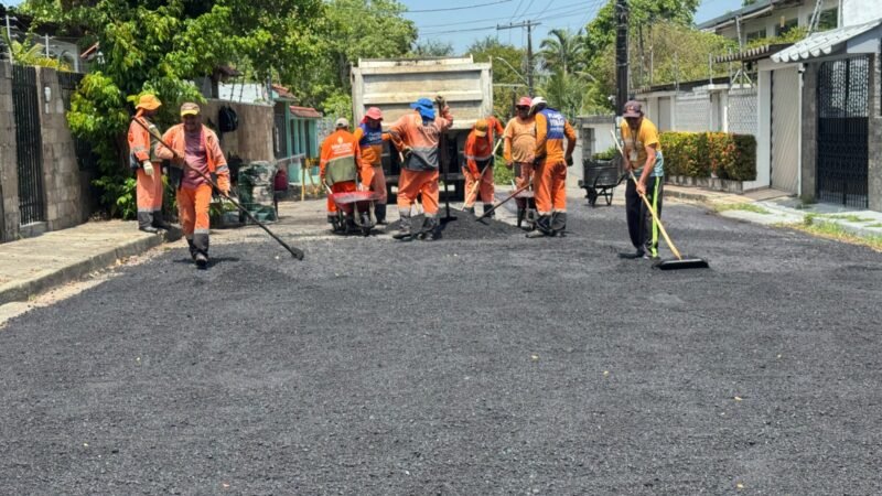 Prefeitura avança na recuperação da rua Hortência no bairro Aleixo e atende solicitação de moradores