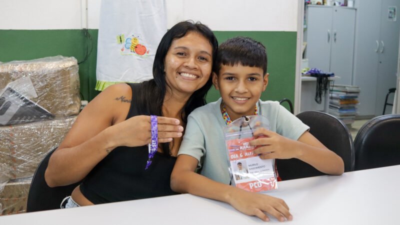 Prefeitura de Manaus entrega credenciais para PcDs acompanharem os shows do ‘#SouManaus Passo a Paço 2026’