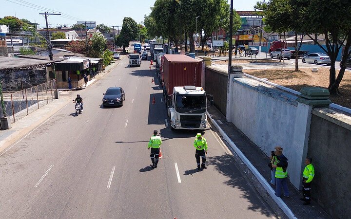 Operação ‘Carga Pesada’ realiza 233 abordagens na zona Sul de Manaus