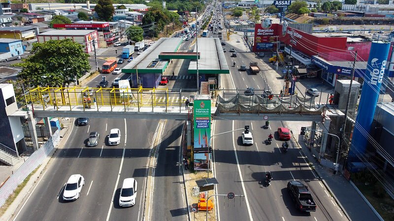 Prefeitura de Manaus avança em mais de 70% da obra da passarela Santos Dumont