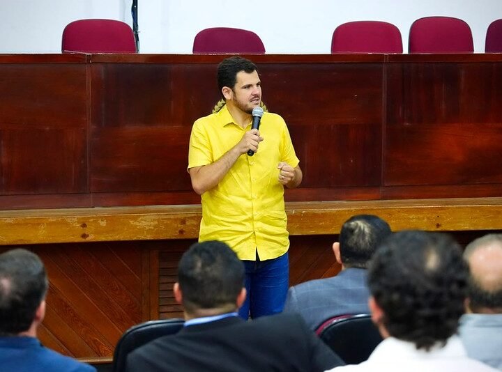 Prefeito Renato Junior apresenta ao MP-AM ações de Manaus no combate às queimadas e oferece estrutura para parceria com municípios do Amazonas