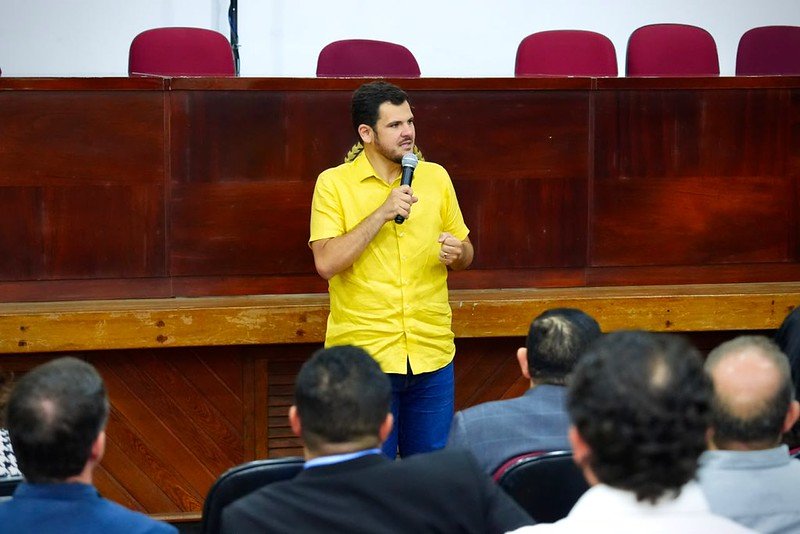 Prefeito Renato Junior apresenta ao MP-AM ações de Manaus no combate às queimadas e oferece estrutura para parceria com municípios do Amazonas