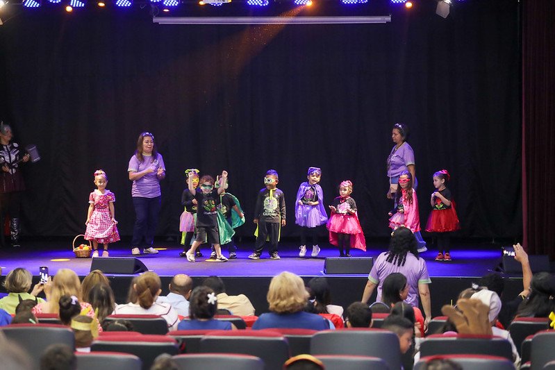 Alunos da rede municipal participam da 6ª ‘Mostra de Dança Literária da Educação Infantil’