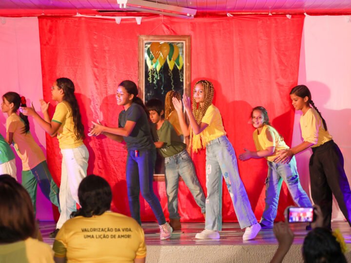 Escola da Prefeitura de Manaus conclui ações do ‘Setembro Amarelo’ com foco na valorização da vida