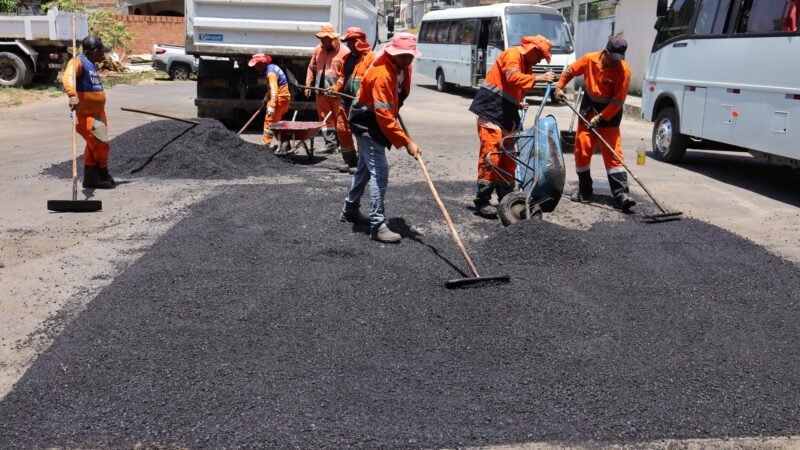 Prefeitura de Manaus avança com recuperação asfáltica e melhora tráfego no Coroado