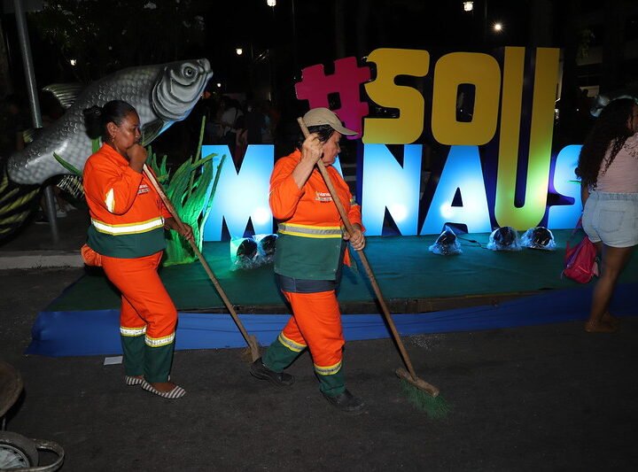 Prefeitura mobiliza cerca de 300 trabalhadores para reforçar limpeza durante o ‘#SouManaus Passo a Paço 2026’