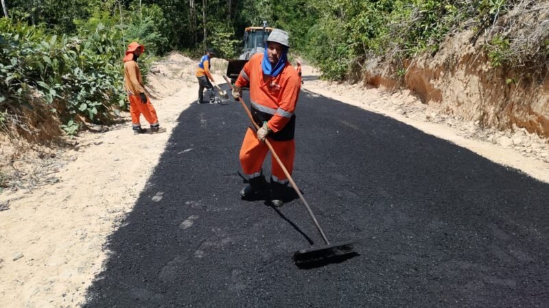 Prefeitura de Manaus pavimenta ladeira do ramal União com 80 toneladas de asfalto e transforma acessibilidade da via