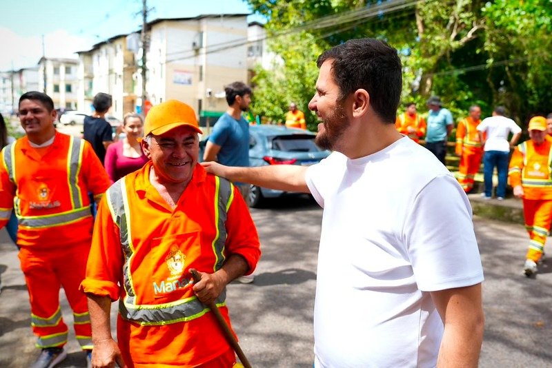 Prefeito Renato Junior destaca trabalho de 1,5 mil garis e reforça conscientização para manter Manaus limpa