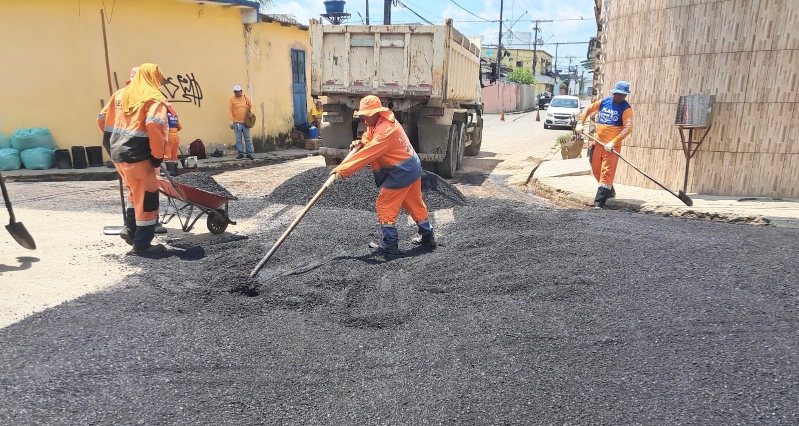 Prefeitura de Manaus avança com recuperação asfáltica no bairro Nova Cidade