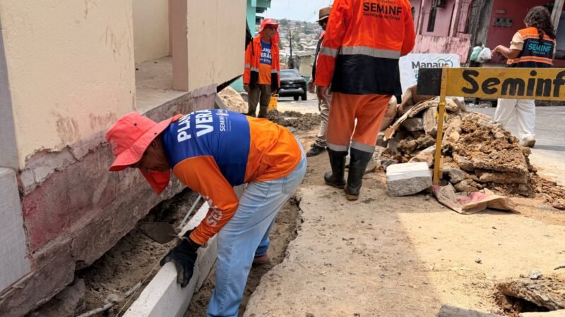 Prefeitura de Manaus recupera drenagem no Zumbi dos Palmares e combate pontos de alagamento na zona Leste