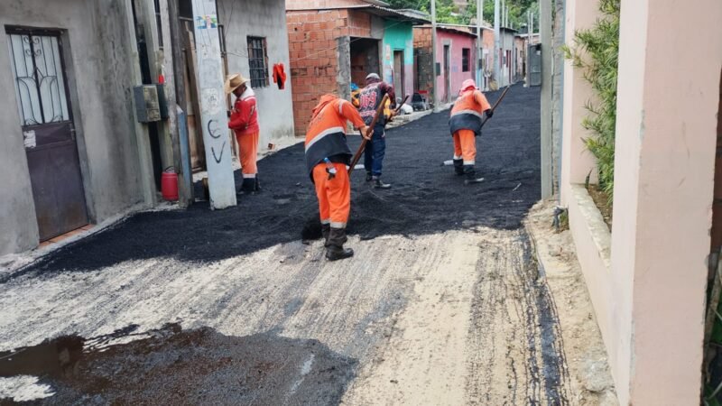 Prefeitura de Manaus recupera pavimento da rua Gurupá e melhora circulação no bairro Colônia Terra Nova