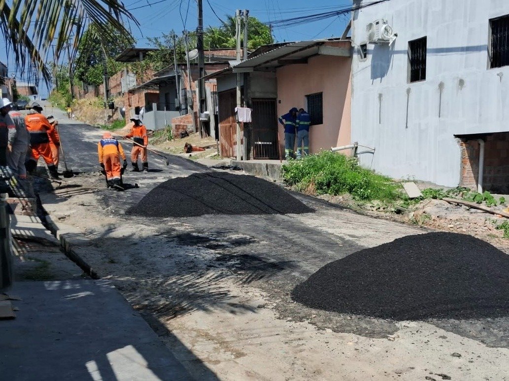 Prefeitura de Manaus recupera rua Maria Fernandes e melhora infraestrutura no Colônia Terra Nova