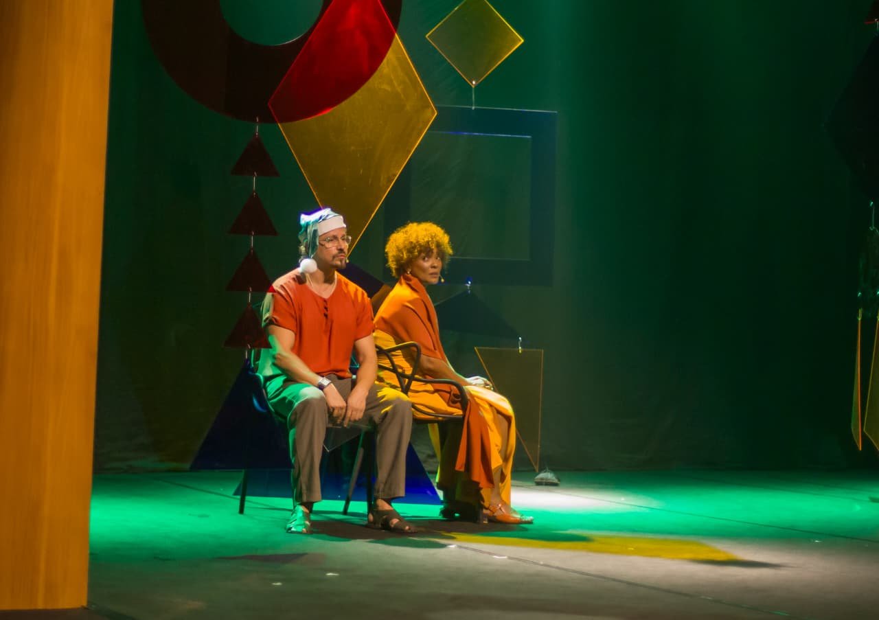 Espetáculo ‘O Começo do Fim’ leva teatro e diversidade cultural ao ‘#SouManaus Passo a Paço 2026’