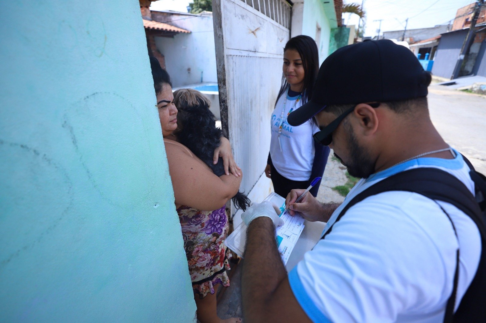Equipes de vacinação antirrábica da prefeitura iniciam visitas nos bairros nesta quinta-feira, 3/9