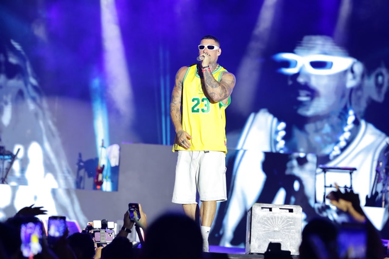 Filipe Ret agita público do palco Malcher na terceira noite do ‘#SouManaus Passo a Paço 2026’