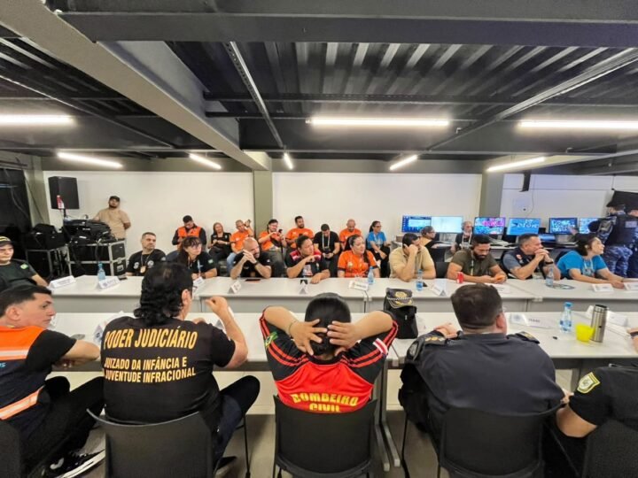 De arquitetos a técnicos, profissionais participam do ‘#SouManaus 2026’ com monitoramento, orientação e atendimento ao público e ao colegiado da prefeitura