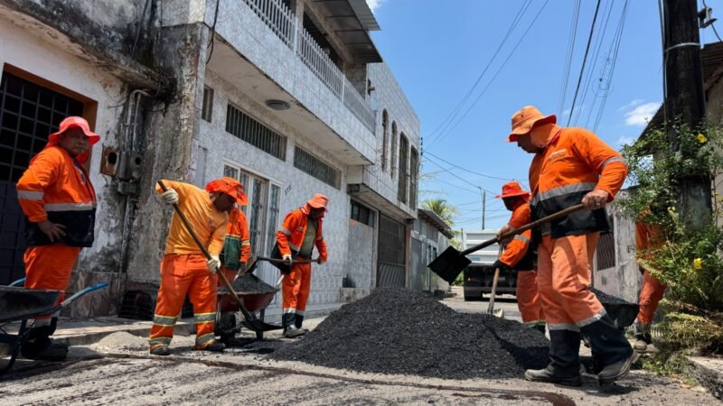 Prefeitura de Manaus avança com manutenção asfáltica da rua Abdias Teles da Silva, no bairro Raiz
