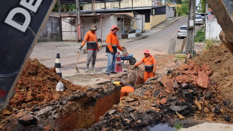 Prefeitura de Manaus atende moradores na rua Pico das Águas e recupera drenagem no São Geraldo